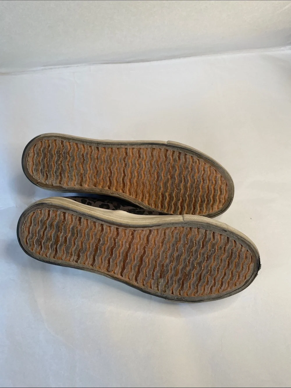 Restricted stylish slip